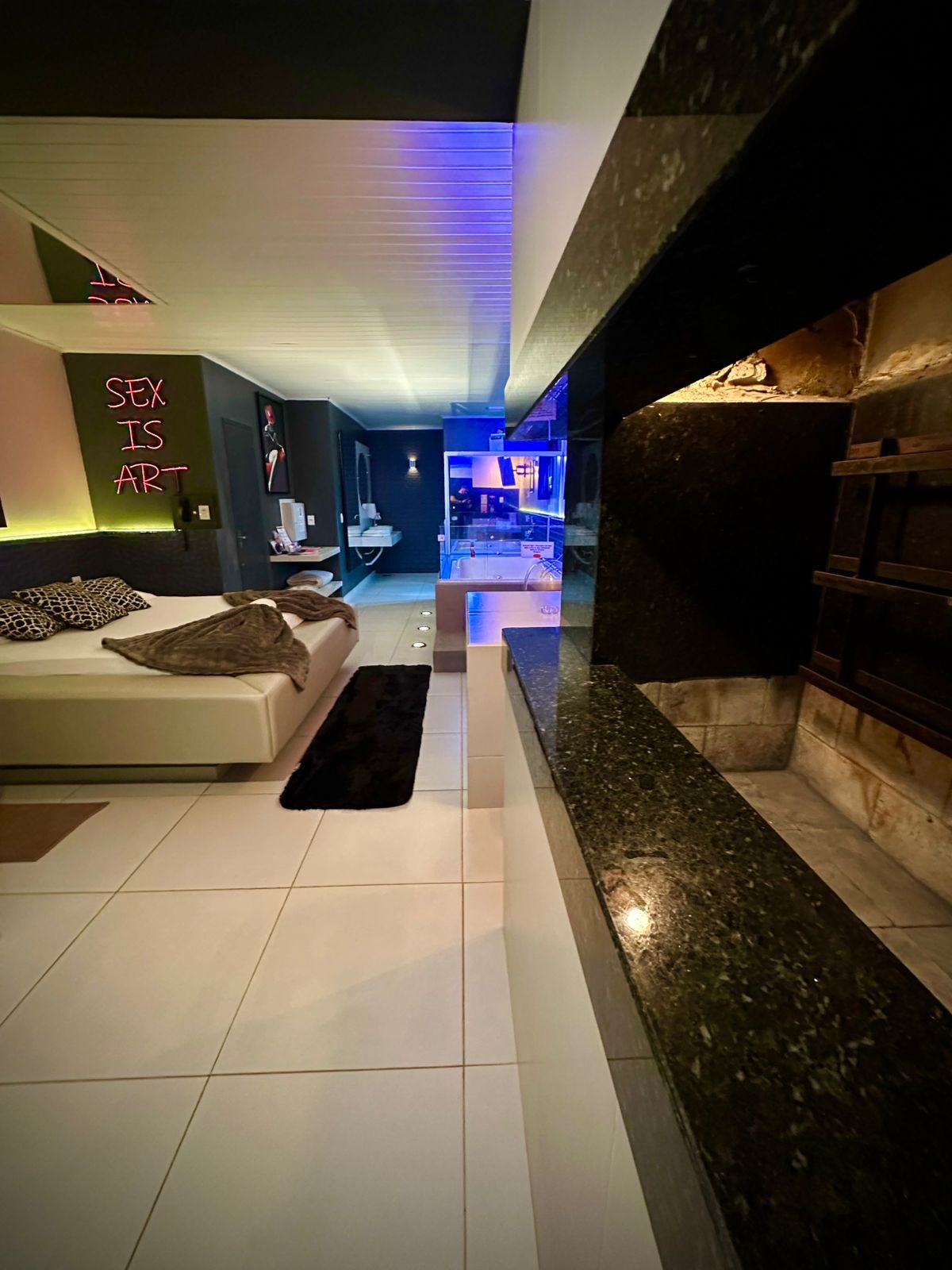 Suíte 03 - Lounge Gourmet